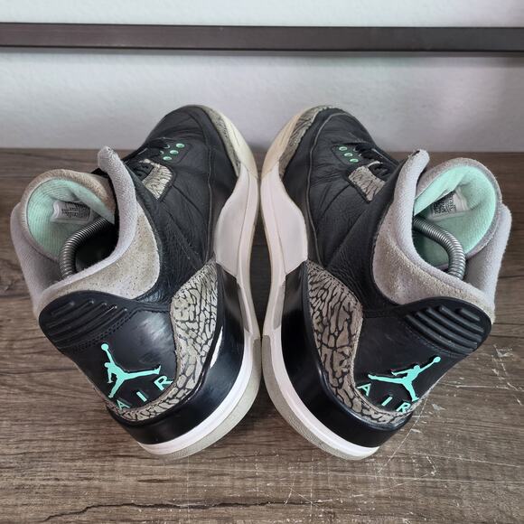 Jordan 3 Retro (CT8532-031) Men’s Athletic Shoes Sneakers Size 10 Green Glow main image 4